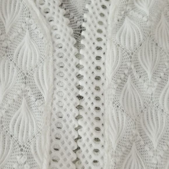 𝅺- Women’s Granny Core Vienna Lace white open cardigan sweater, size small - Picture 3 of 15